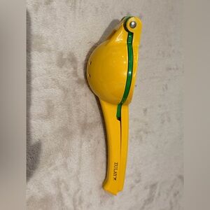 Yellow Citrus Juicer